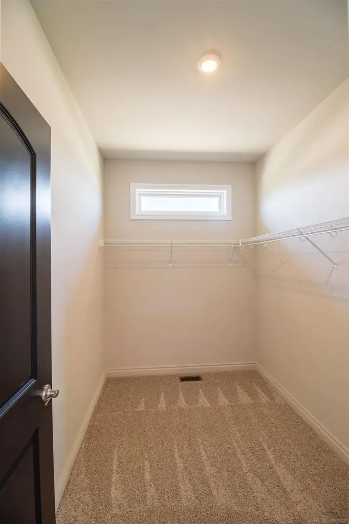7496 Brunswick Drive Washington Township MI 48095