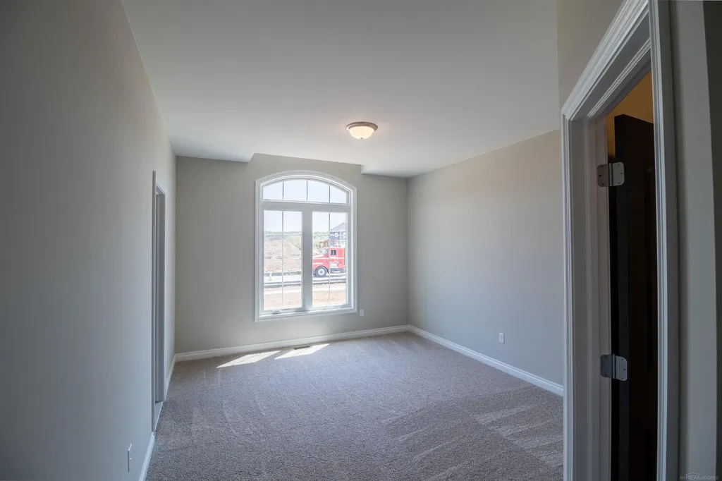 7496 Brunswick Drive Washington Township MI 48095