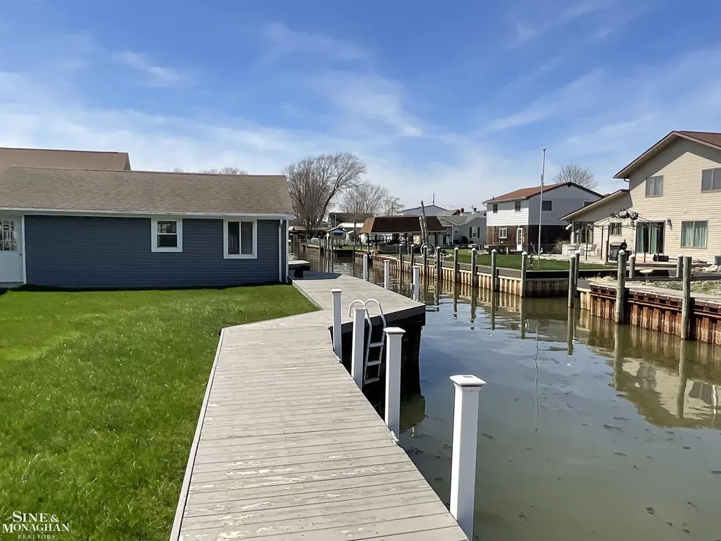 7846 Stark Drive Clay Township MI 48001