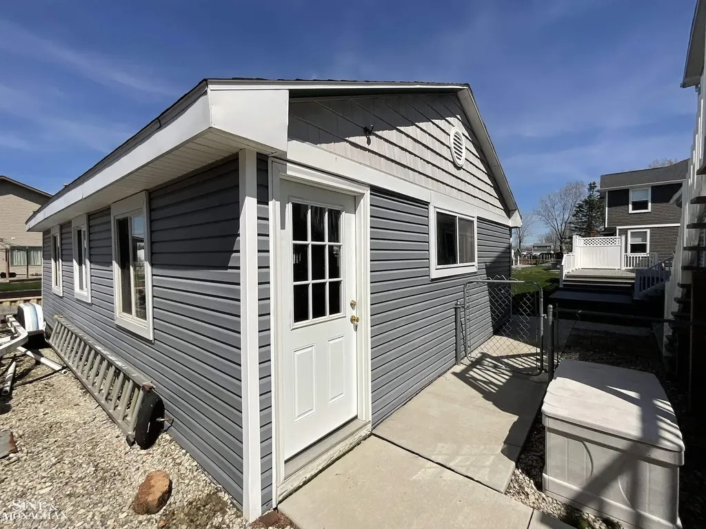 7846 Stark Drive Clay Township MI 48001