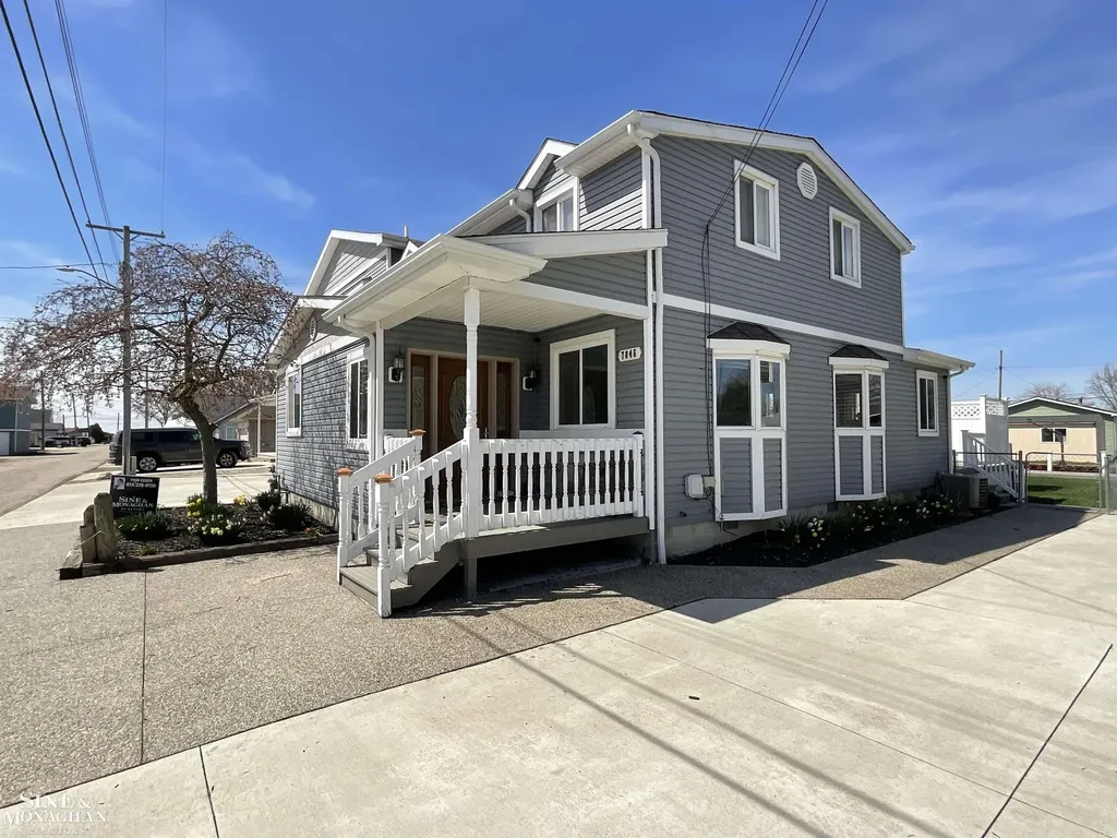 7846 Stark Drive Clay Township MI 48001