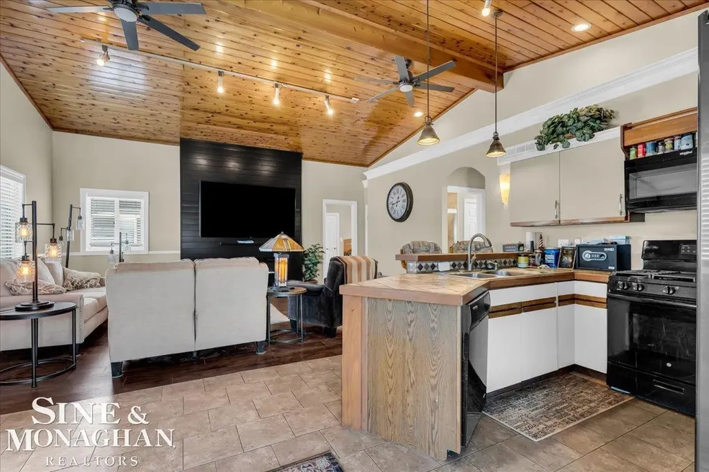7846 Stark Drive Clay Township MI 48001