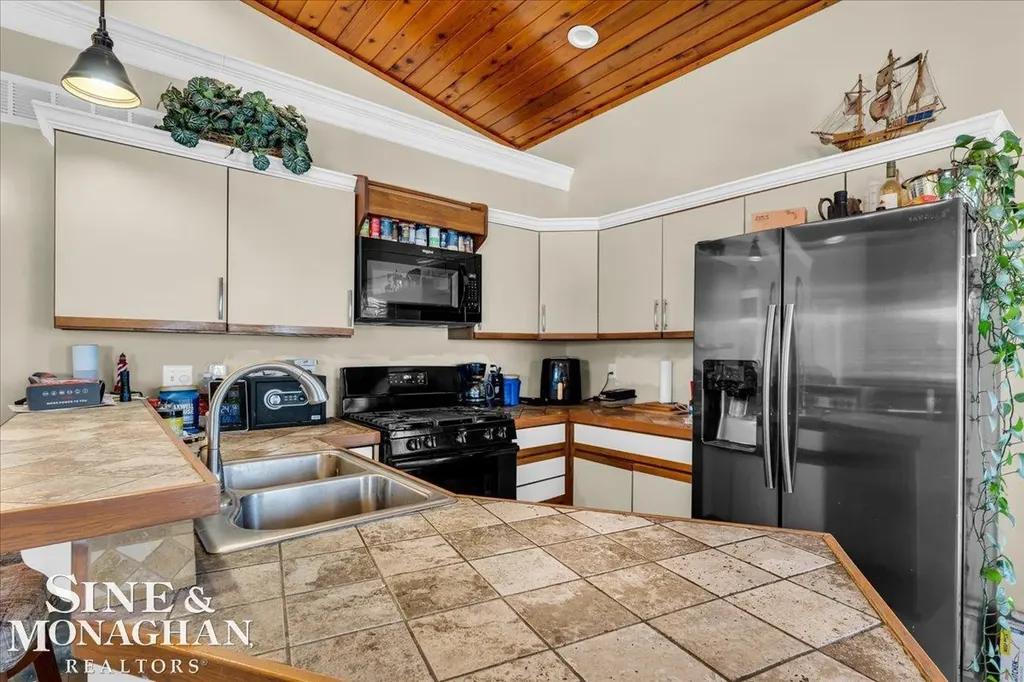 7846 Stark Drive Clay Township MI 48001