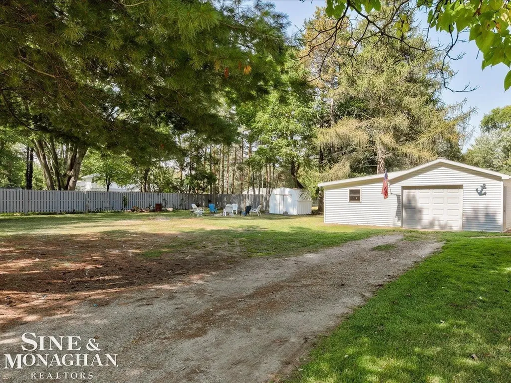 7205 Dogwood Avenue Lexington Village MI 48450