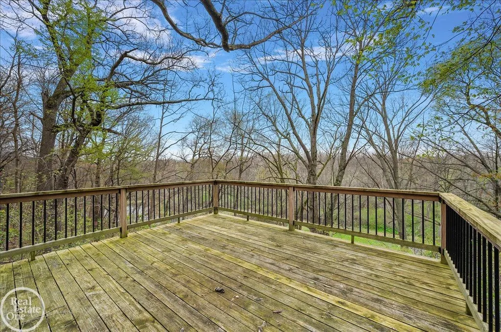 3750 Orion Road Oakland Charter Township MI 48363