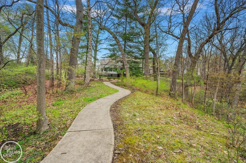 3750 Orion Road Oakland Charter Township MI 48363