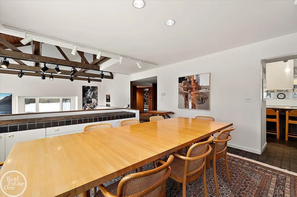 3750 Orion Road Oakland Charter Township MI 48363