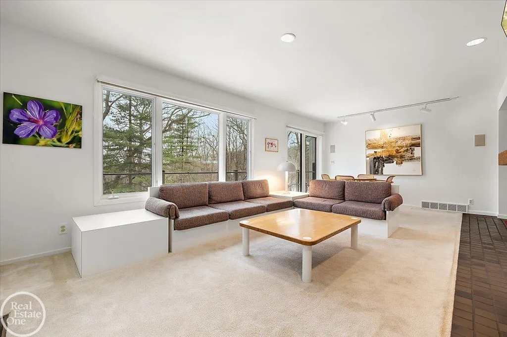 3750 Orion Road Oakland Charter Township MI 48363