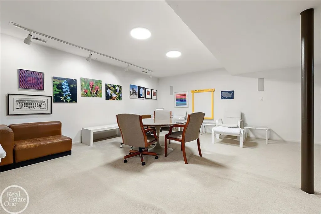 3750 Orion Road Oakland Charter Township MI 48363