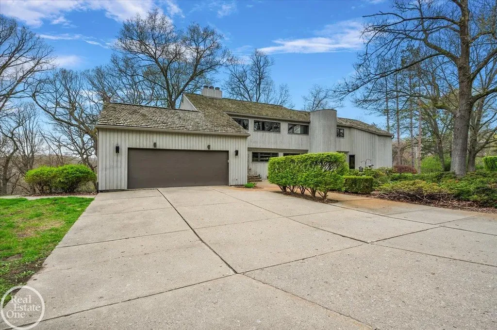 3750 Orion Road Oakland Charter Township MI 48363
