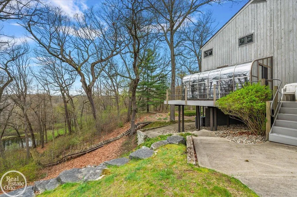 3750 Orion Road Oakland Charter Township MI 48363
