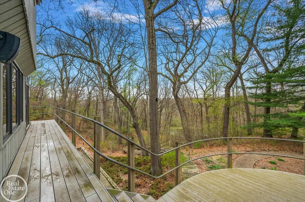 3750 Orion Road Oakland Charter Township MI 48363