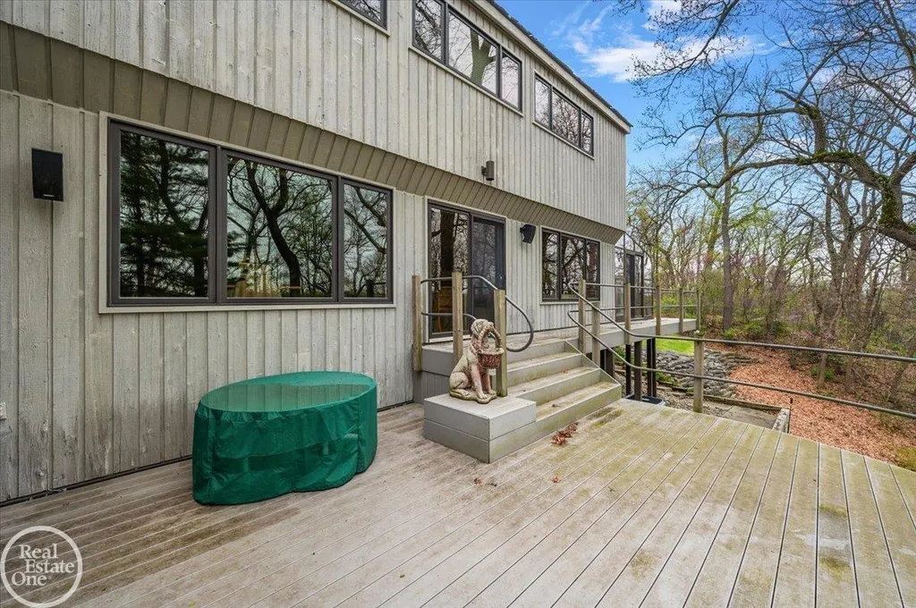 3750 Orion Road Oakland Charter Township MI 48363