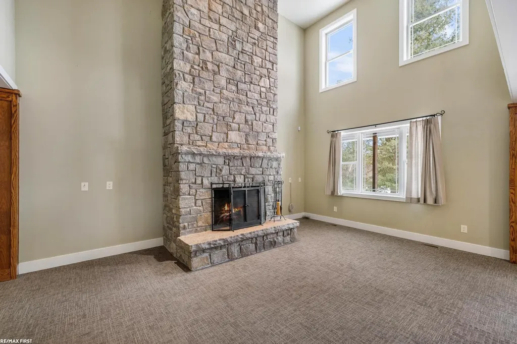 6776 Ravenswood Road Kimball Township MI 48074