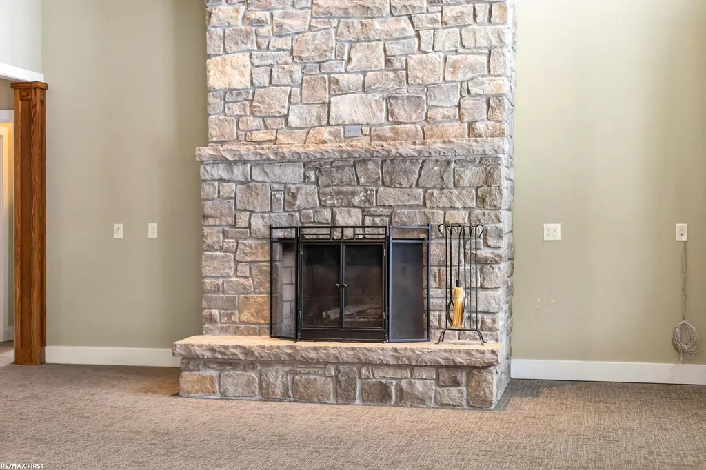 6776 Ravenswood Road Kimball Township MI 48074