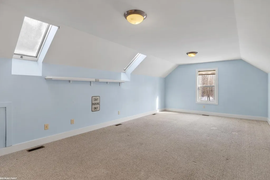 6776 Ravenswood Road Kimball Township MI 48074