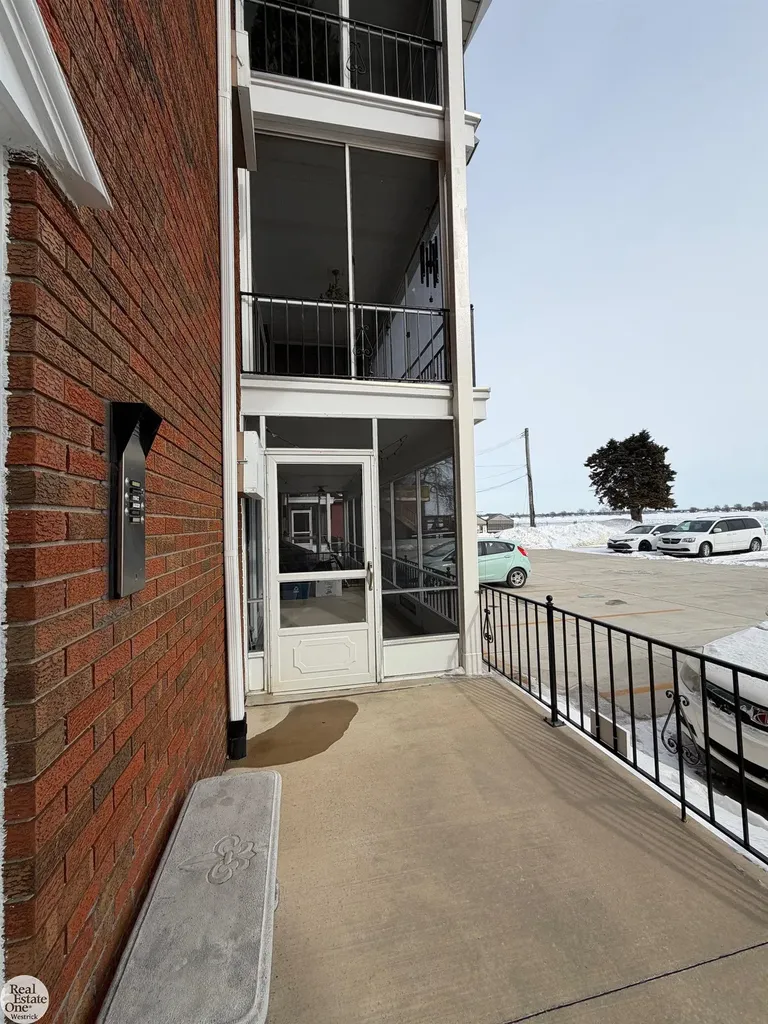 165 S Water Street Marine City City MI 48039