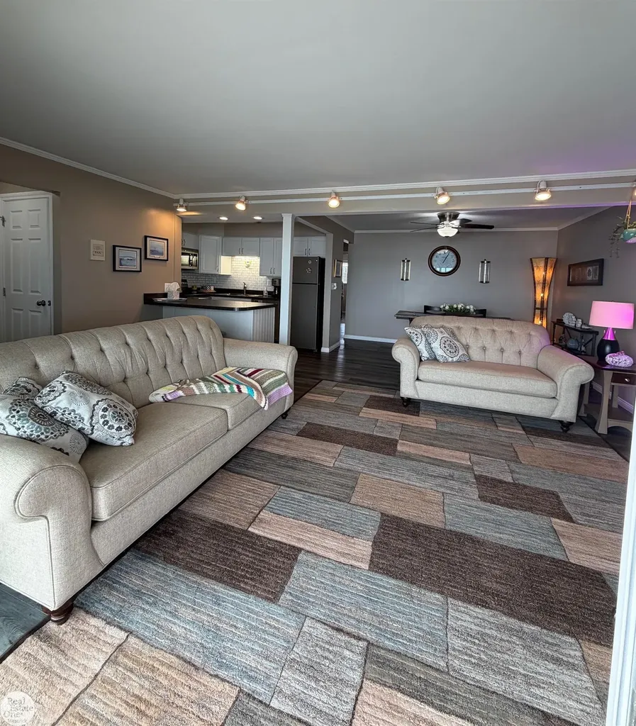 165 S Water Street Marine City City MI 48039