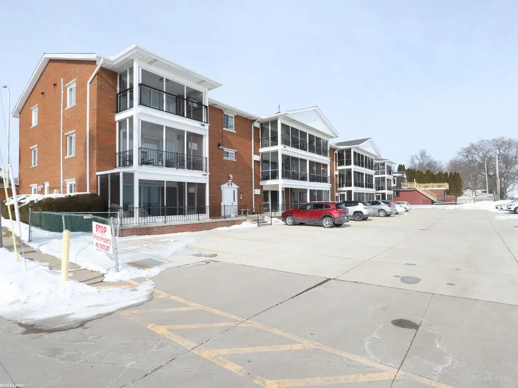 165 S Water Street Marine City City MI 48039