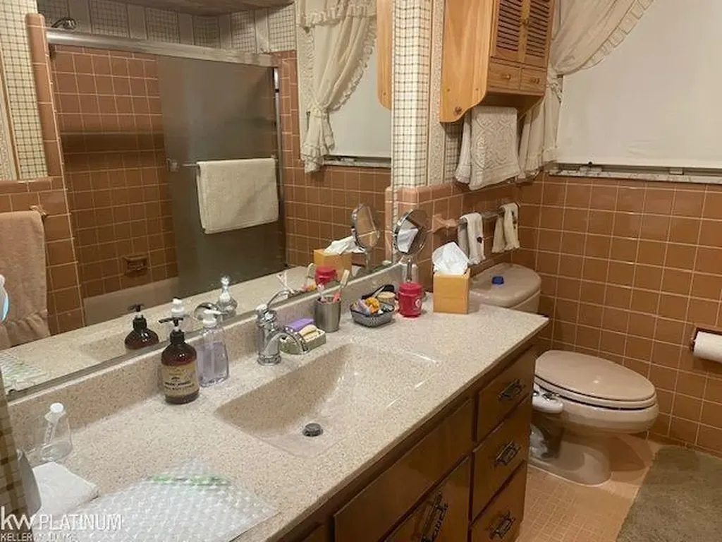 2567 St. Clair River Drive Algonac City MI 48001
