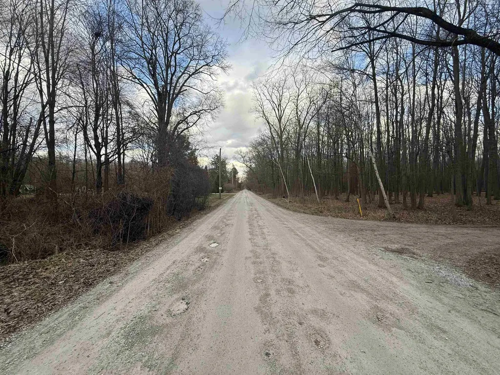 6136 High Road Clay Township MI 48001