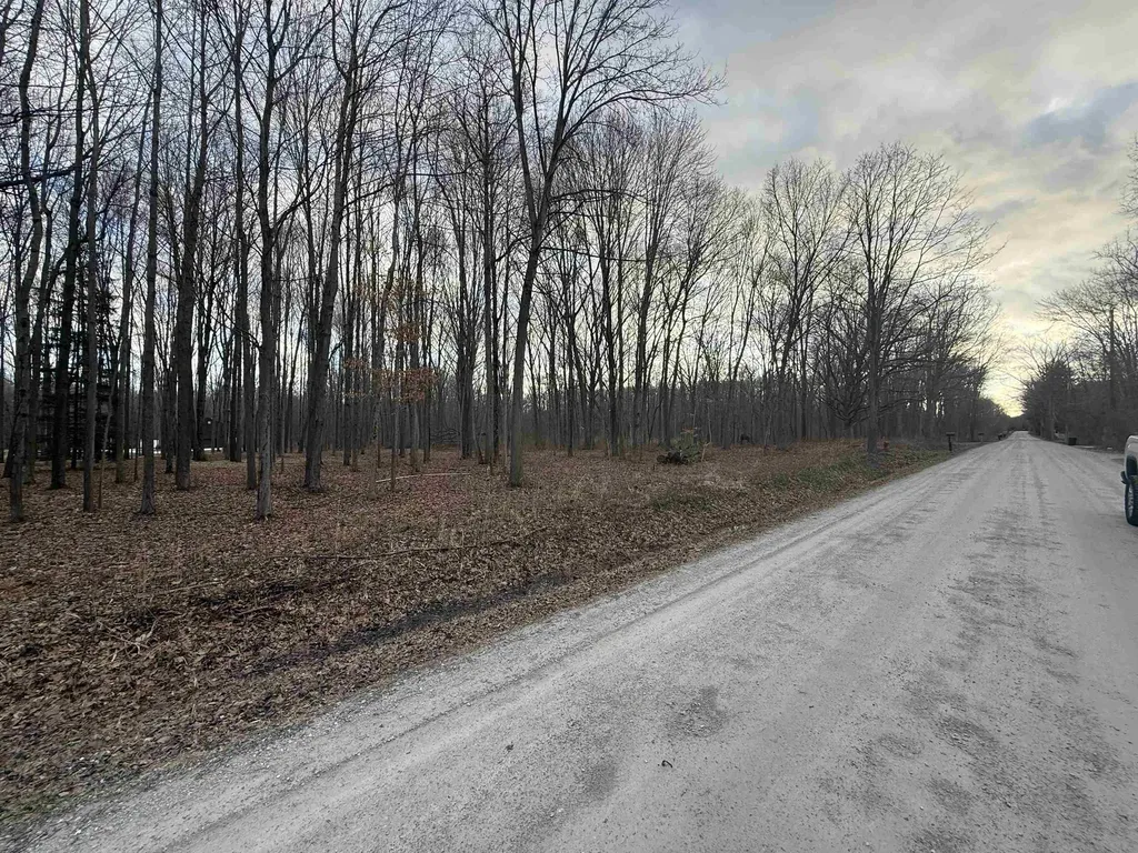 6136 High Road Clay Township MI 48001