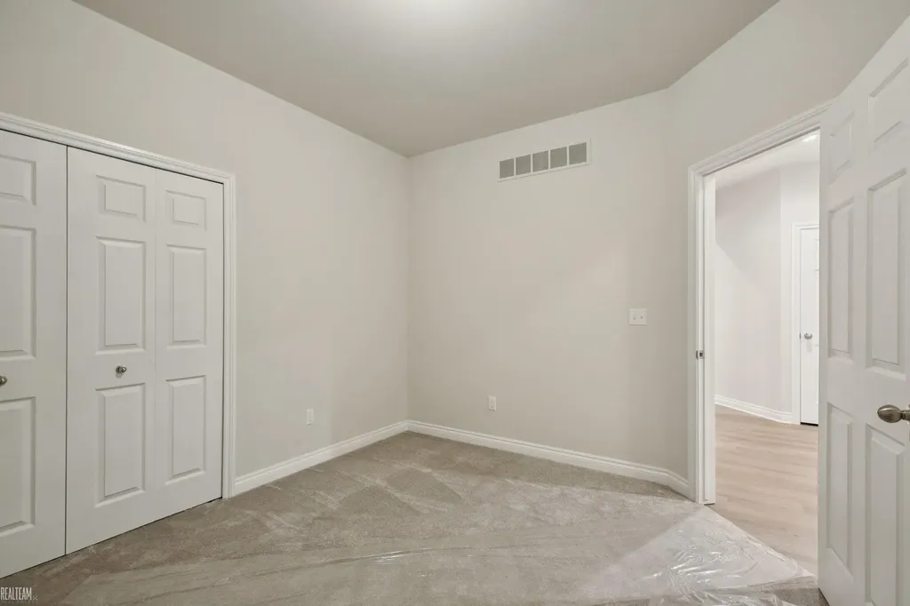 48323 Whittington Drive Chesterfield Township MI 48047
