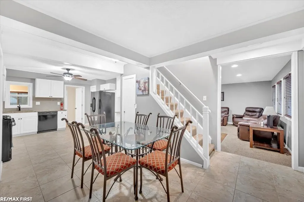 38750 Pineridge Street Harrison Charter Township MI 48045
