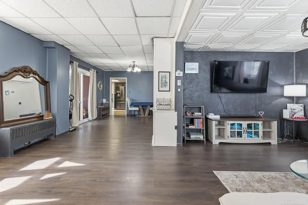 3165 10th Avenue Port Huron City MI 48060