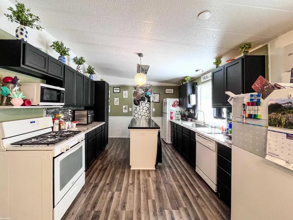 5270 Argyle Court Macomb Township MI 47310