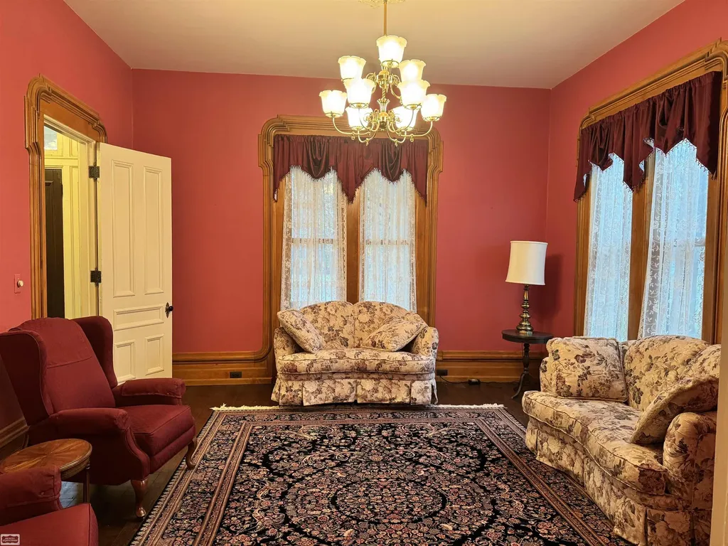 185 S Main Street Romeo Village MI 48065