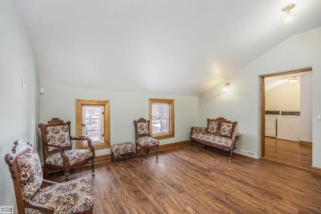 185 S Main Street Romeo Village MI 48065