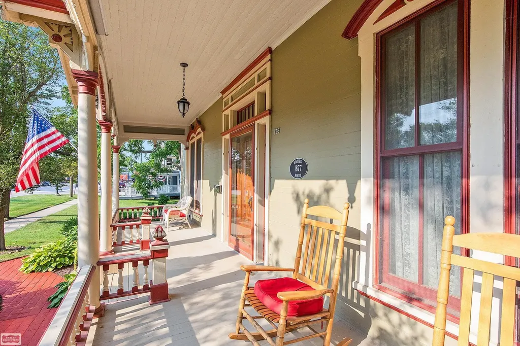 185 S Main Street Romeo Village MI 48065