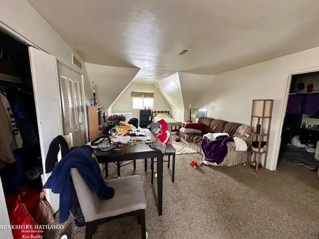 20471 Nicke Street Clinton Charter Township MI 48035