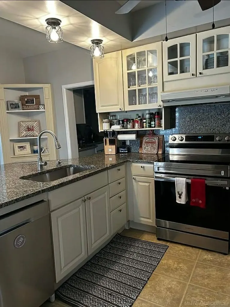 7127 Lake Street Lexington Village MI 48450