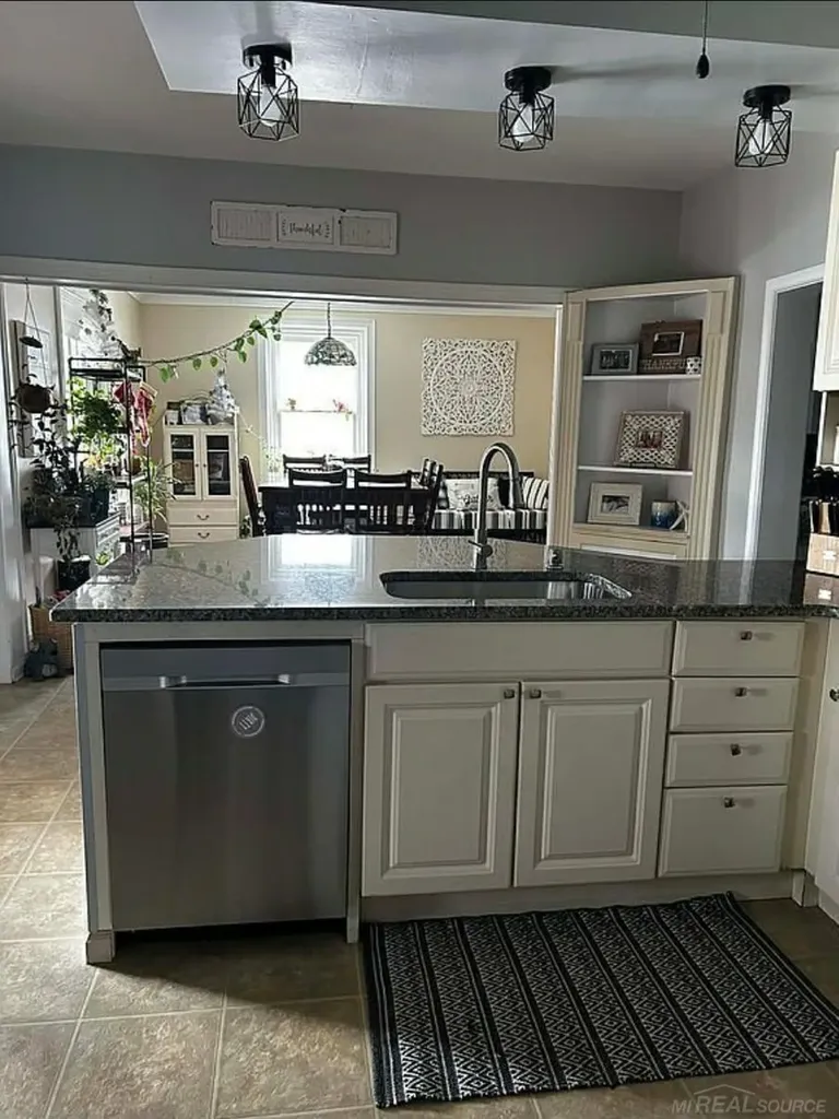 7127 Lake Street Lexington Village MI 48450