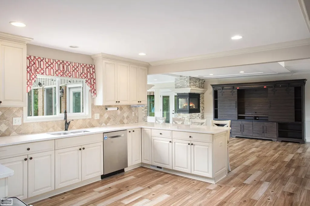 62650 Mound Road Washington Township MI 48094