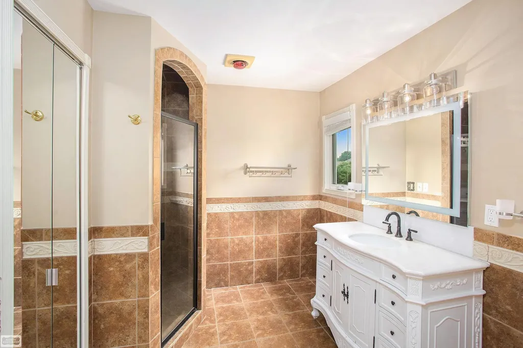 62650 Mound Road Washington Township MI 48094