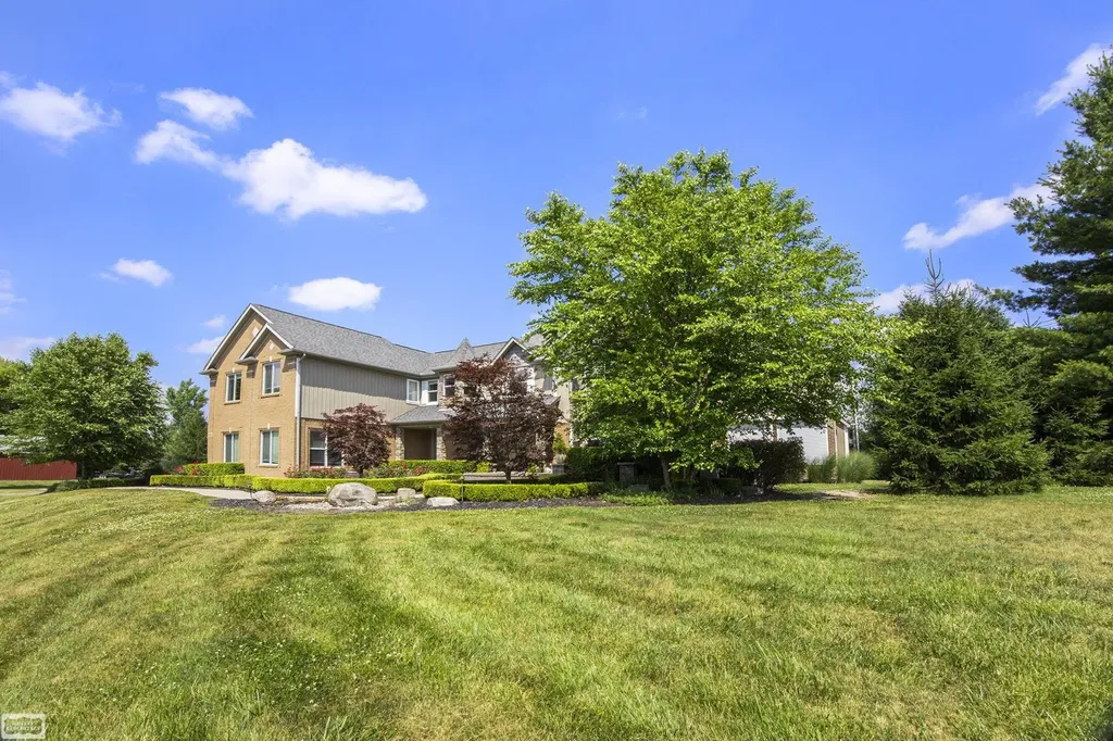 62650 Mound Road Washington Township MI 48094