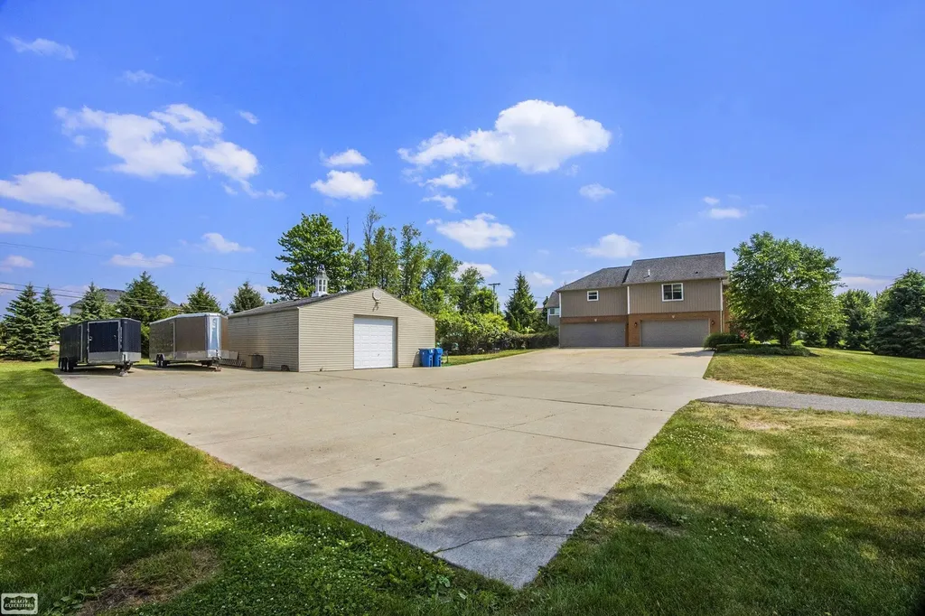 62650 Mound Road Washington Township MI 48094