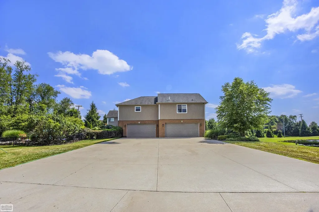 62650 Mound Road Washington Township MI 48094
