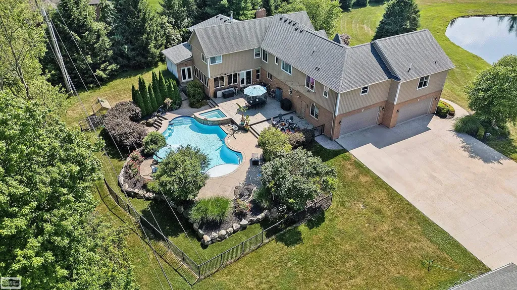 62650 Mound Road Washington Township MI 48094