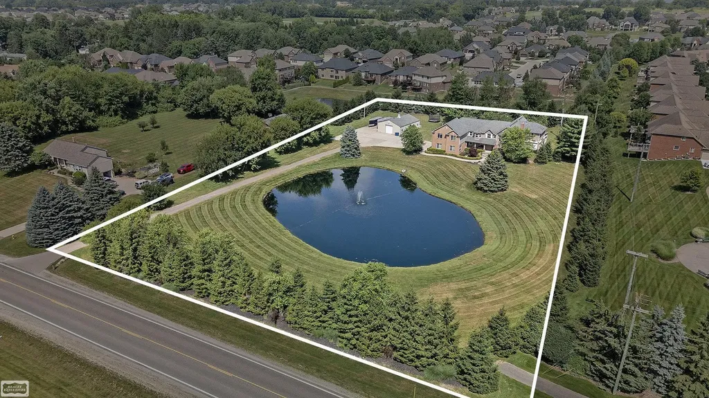 62650 Mound Road Washington Township MI 48094