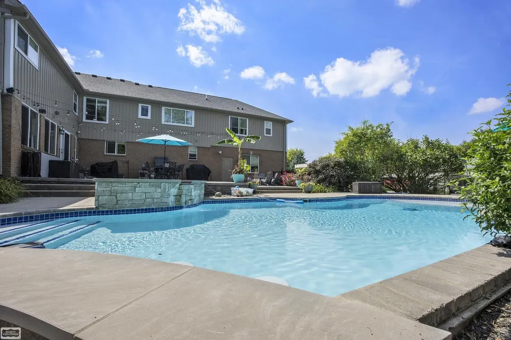 62650 Mound Road Washington Township MI 48094