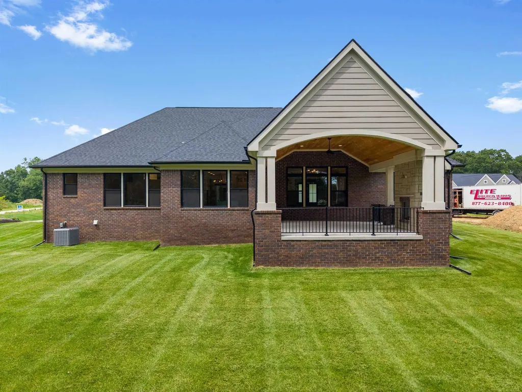 7376 Mulberry Drive Washington Township MI 48095