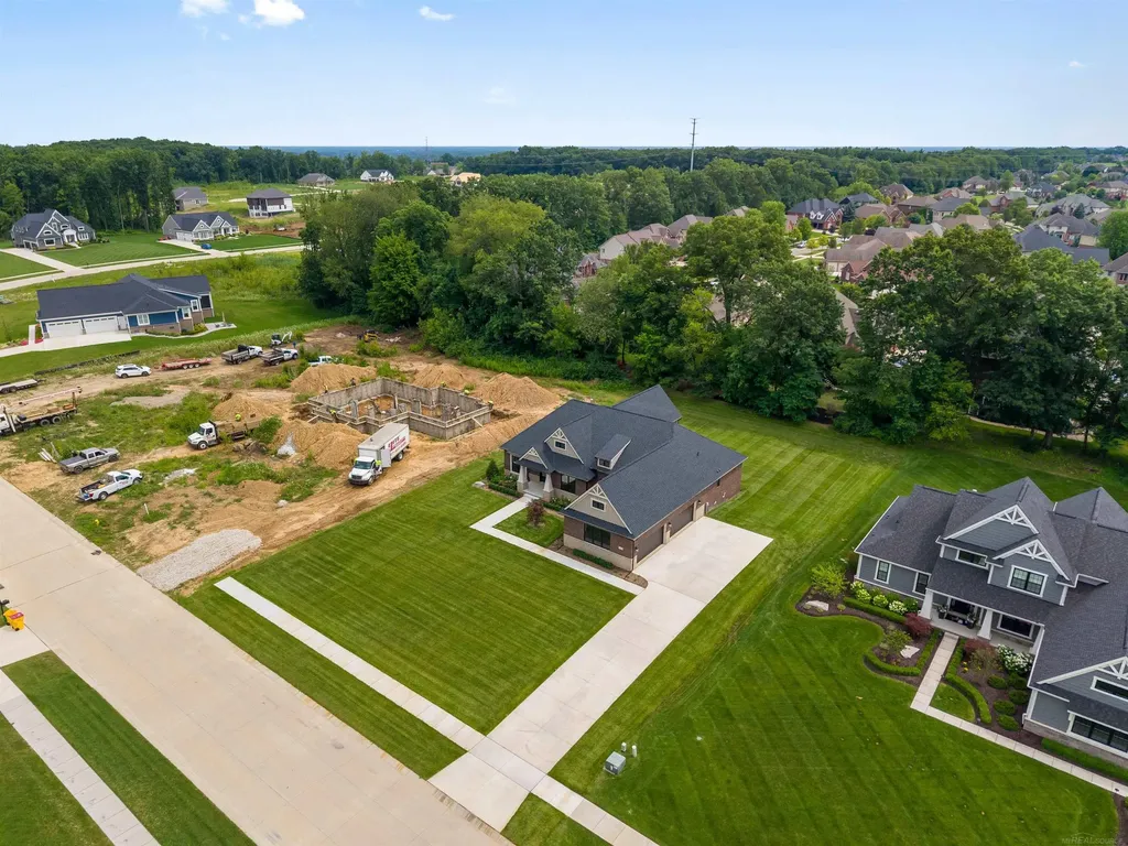 7376 Mulberry Drive Washington Township MI 48095