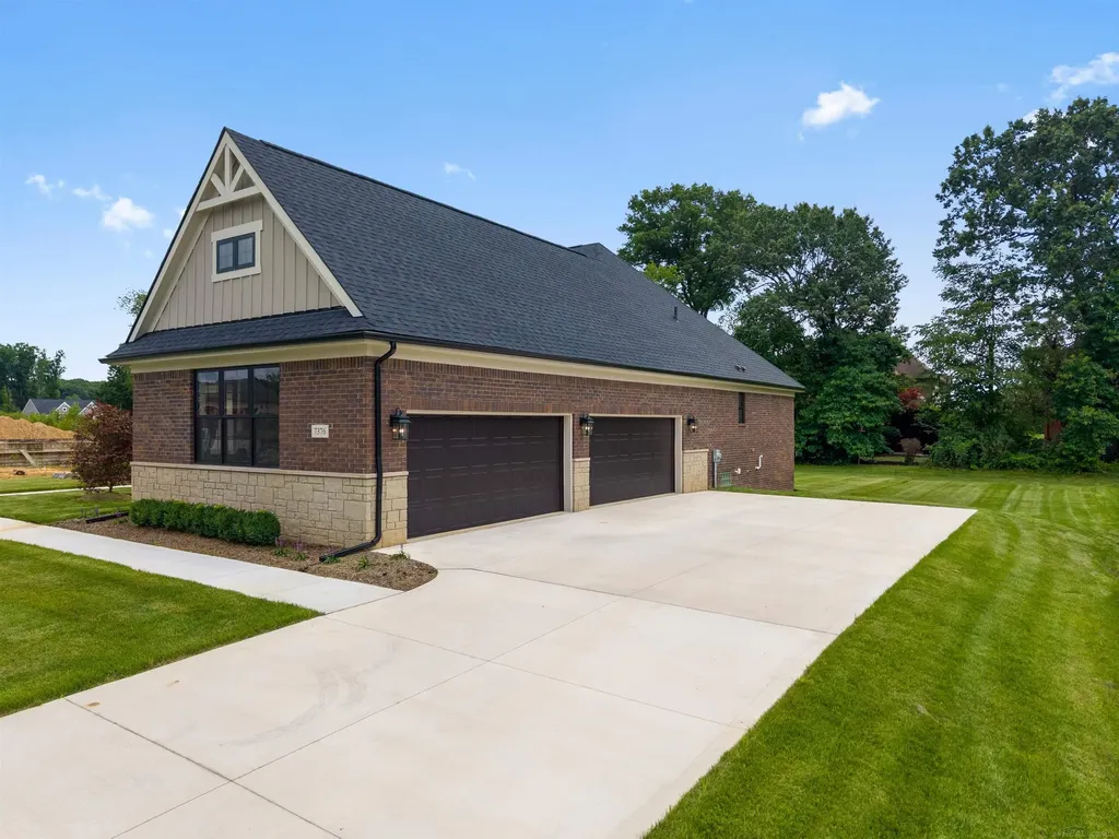 7376 Mulberry Drive Washington Township MI 48095