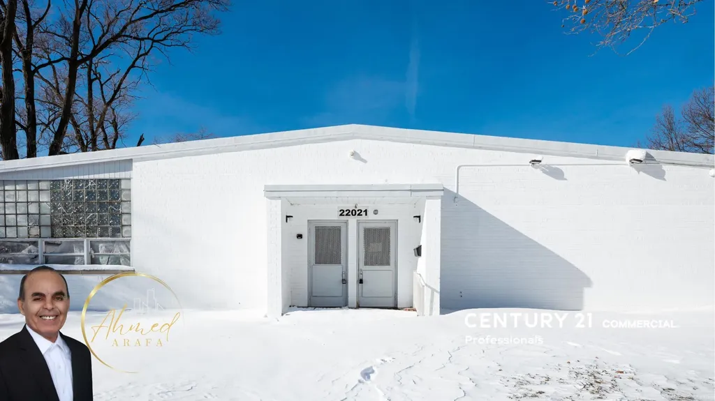 22021 Memphis Avenue Warren City MI 48091