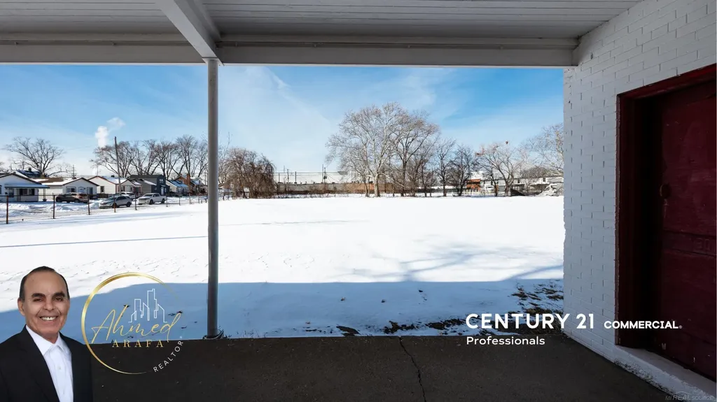 22021 Memphis Avenue Warren City MI 48091