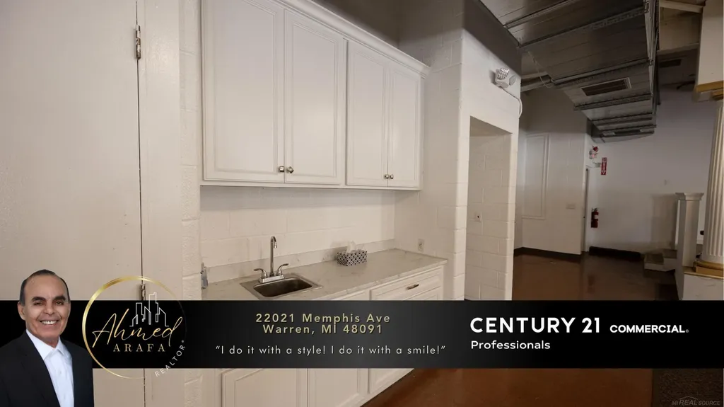 22021 Memphis Avenue Warren City MI 48091